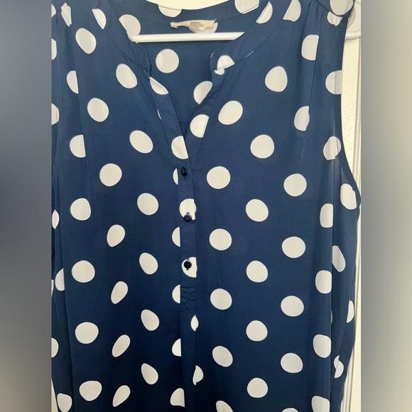 41 Hawthorn Blue + White Polkadot Sleeveless Blouse. Like new condition. Size L - Picture 3 of 4